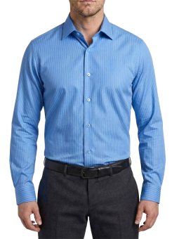 Chemise bleu ciel à rayures...